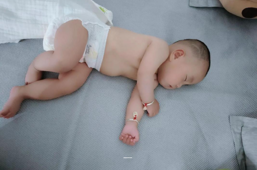 湘西三个月宝宝发育标准